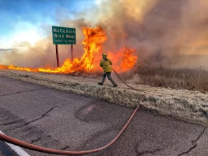 Windy Fire Destroys 28 Buildings 3 pueblo brush fire code4 photography twitter 1