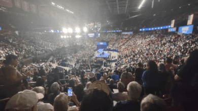 kamala harris walz political rally