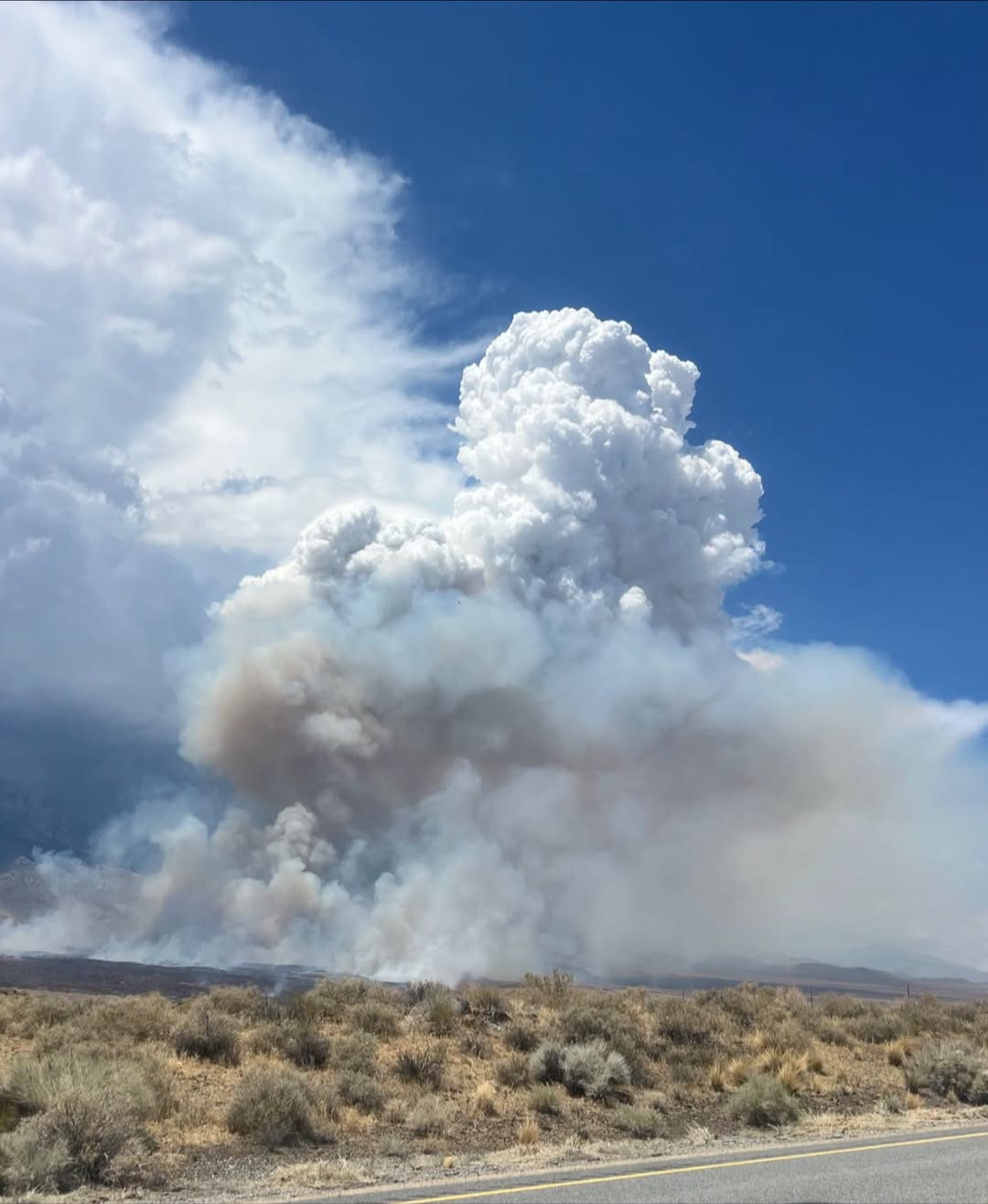 Rock Fire Burning Along U.S. Highway 395 Near Aberdeen 33 rock fire